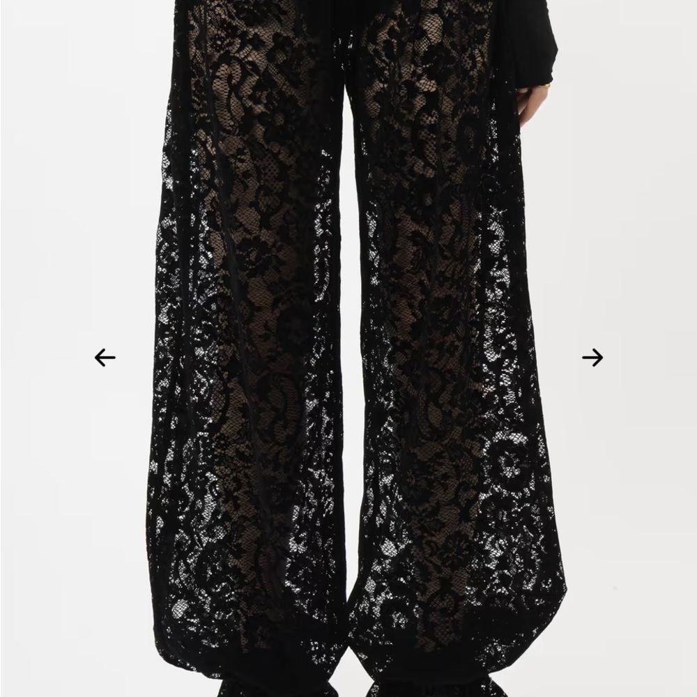 NEW VELVET LACE BALLOON PANTS Akarii - Picture 3 of 10
